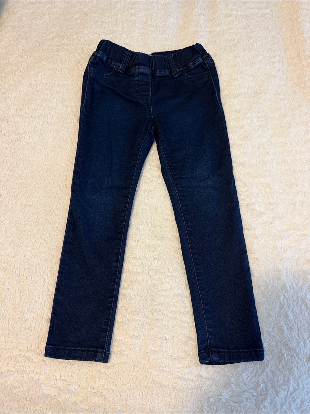 Mini Boden girls size 5 dark denim pull on slim leg jeans with elastic waist